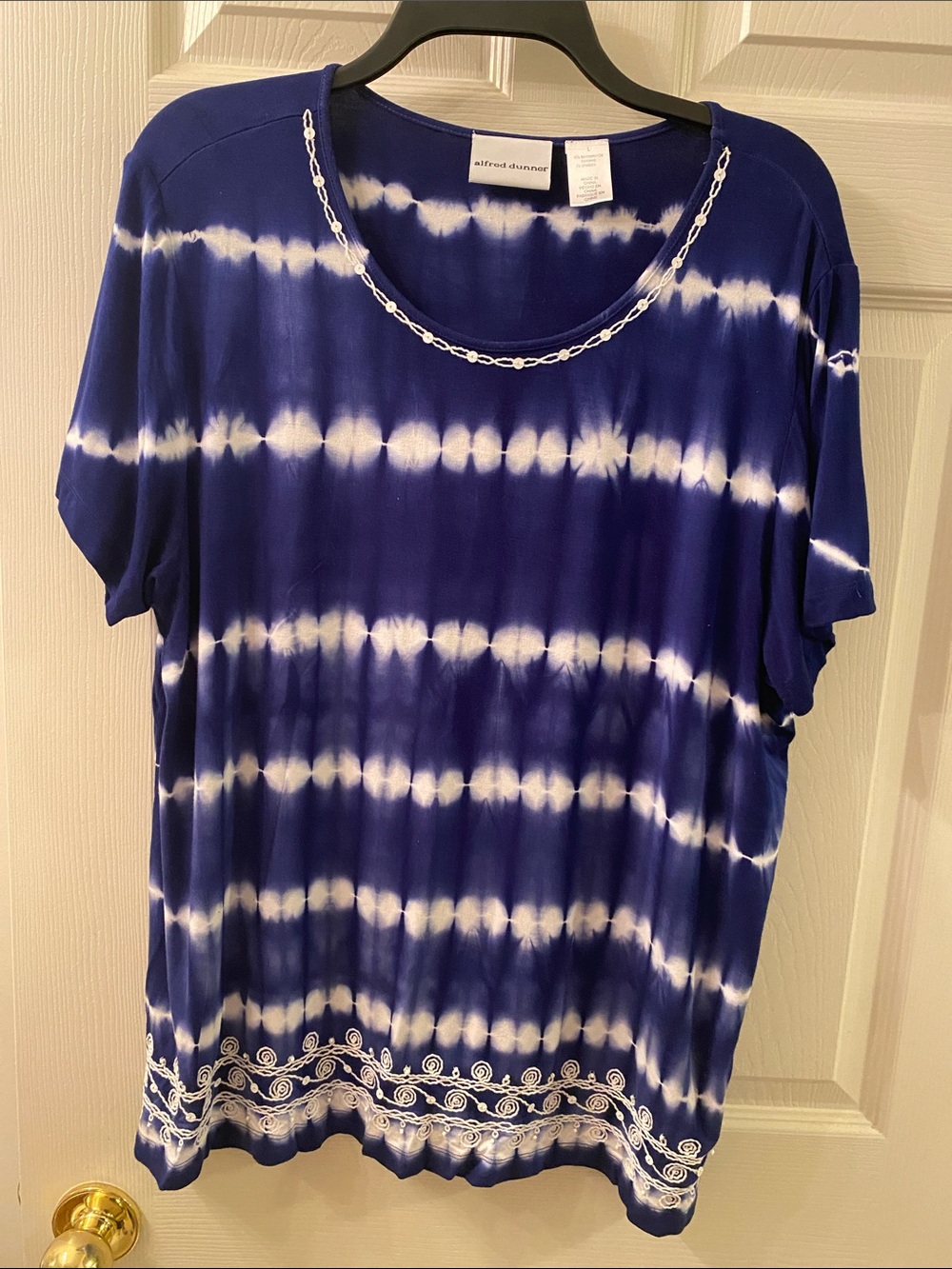 Alfred Dunner Navy and White Tie-Dye Short Sleeve Top with Embroidered Hem